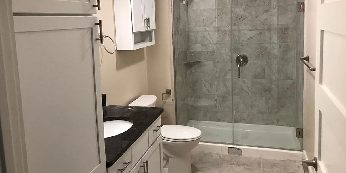 CamillusMills_Bathroom