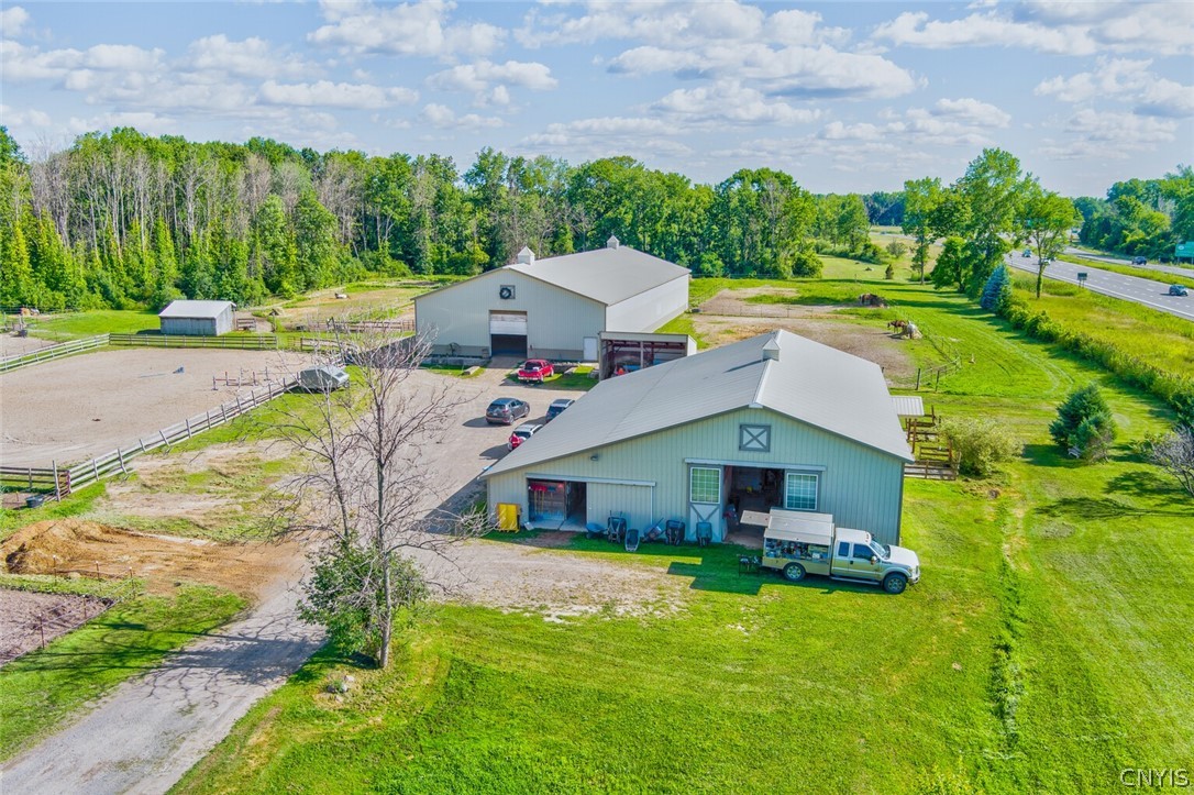 5840 South Bay Rd - Old